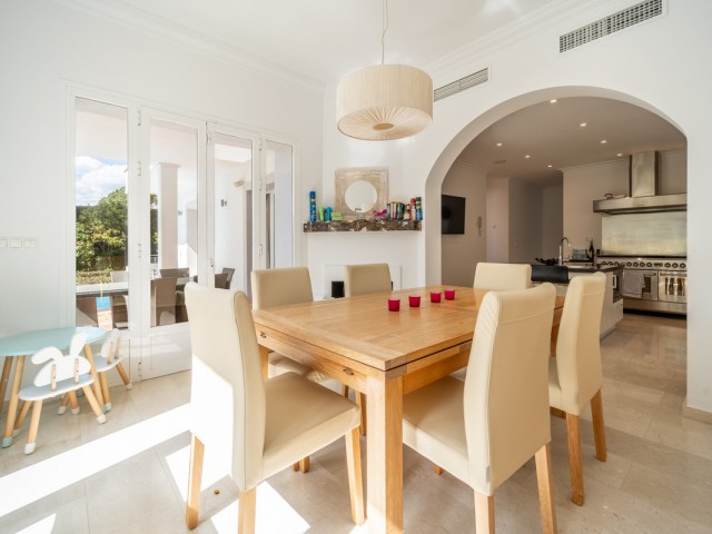 4 Schlafzimmer Villa in Istán