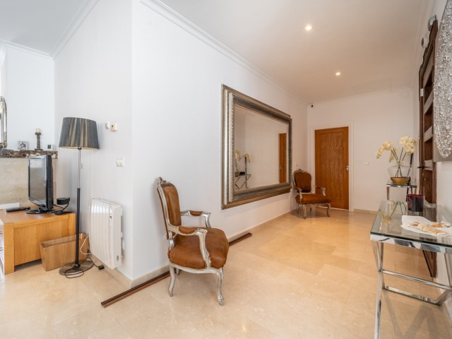 4 Soveroms Villa i Istán