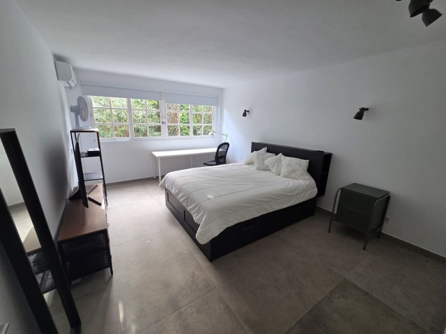 Villa con 5 Dormitorios  en Campo Mijas
