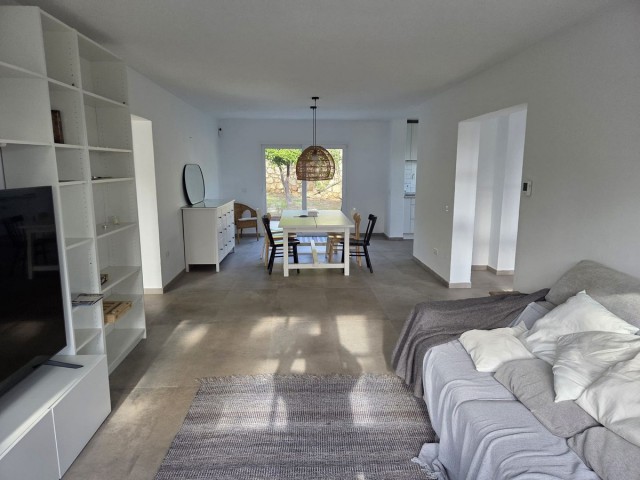 Villa con 5 Dormitorios  en Campo Mijas