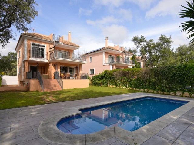 5 Sovrums Villa i Elviria