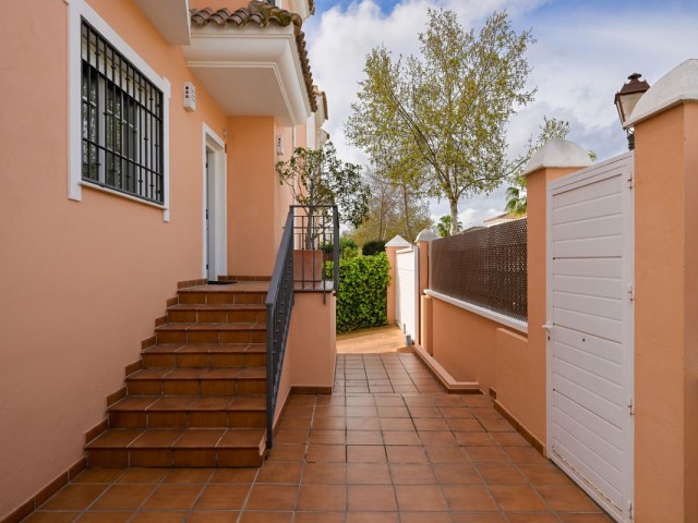 5 Sovrums Villa i Elviria