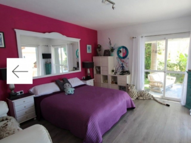 5 Makuuhuoneen Huvila Estepona
