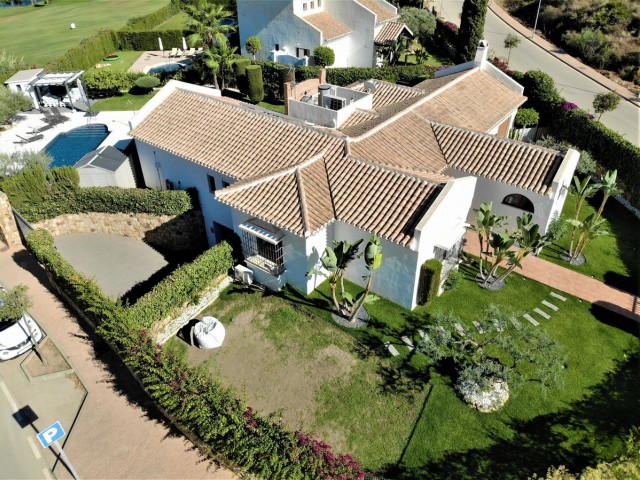 Villa con 3 Dormitorios  en Cerros del Aguila
