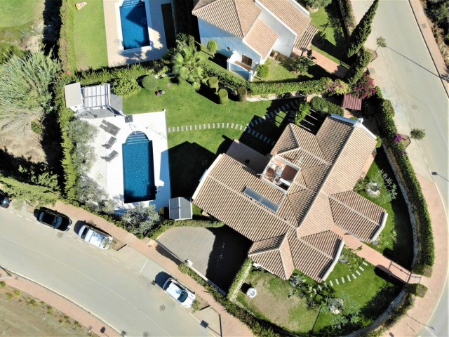 3 Makuuhuoneen Huvila Cerros del Aguila