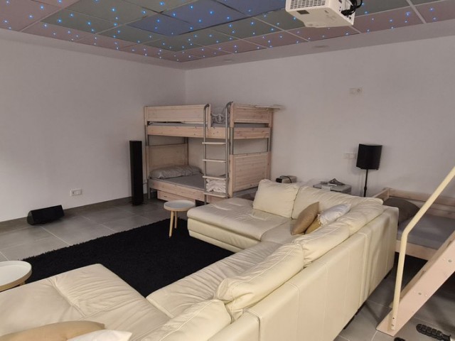 3 Makuuhuoneen Huvila Cerros del Aguila