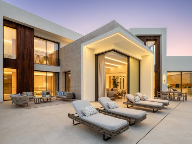 5 Soveroms Villa i Nueva Andalucía