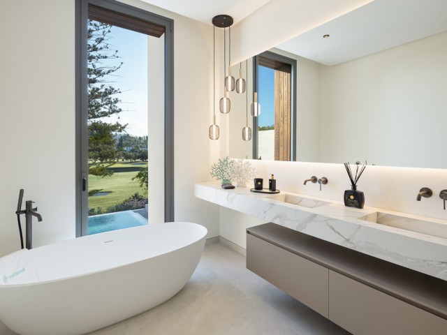 5 Soveroms Villa i Nueva Andalucía