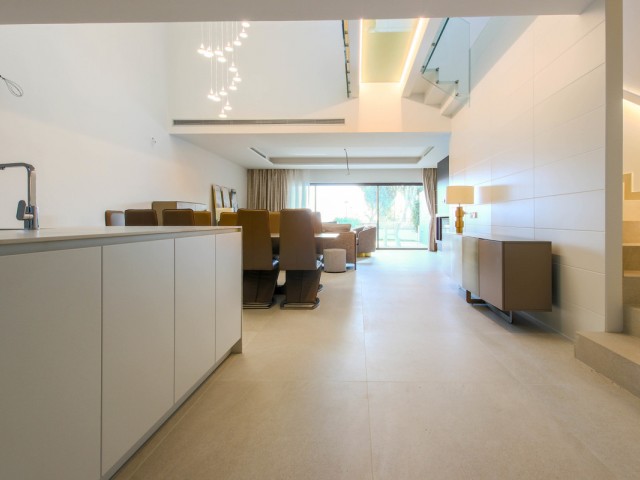 3 Slaapkamer Rijtjeshuis in Estepona