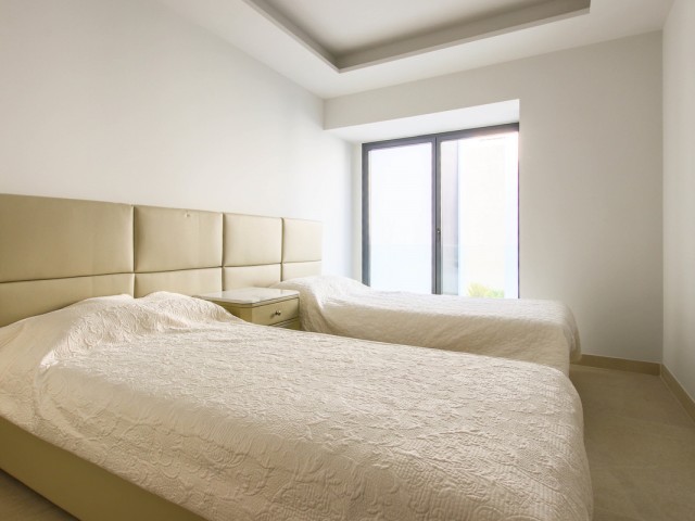 3 Bedrooms Townhouse in Estepona