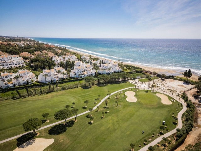 3 Bedrooms Apartment in Los Monteros