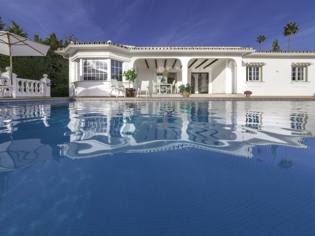 3 Bedrooms Villa in Sierrezuela