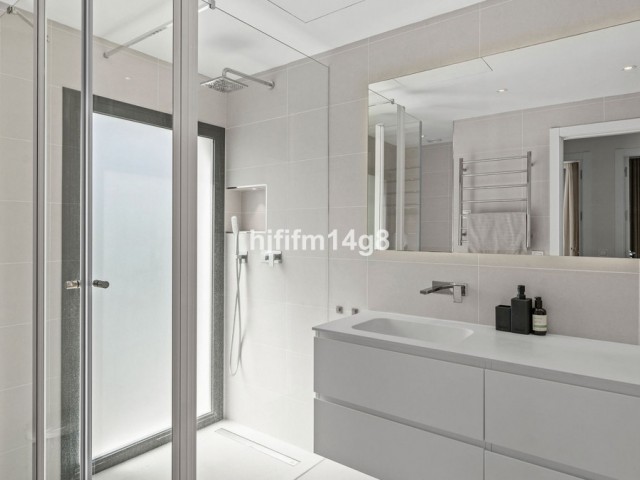 5 Bedrooms Villa in San Pedro de Alcántara