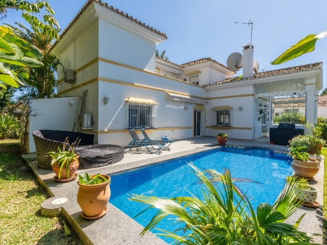 Villa Marbesa - R4995211