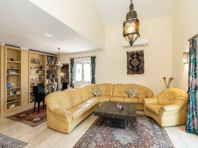 3 Schlafzimmer Villa in Marbesa