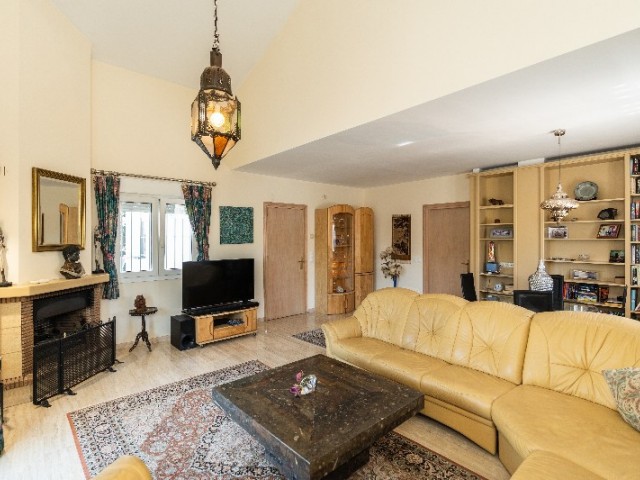 3 Schlafzimmer Villa in Marbesa