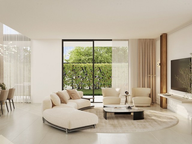 4 Bedrooms Villa in Elviria