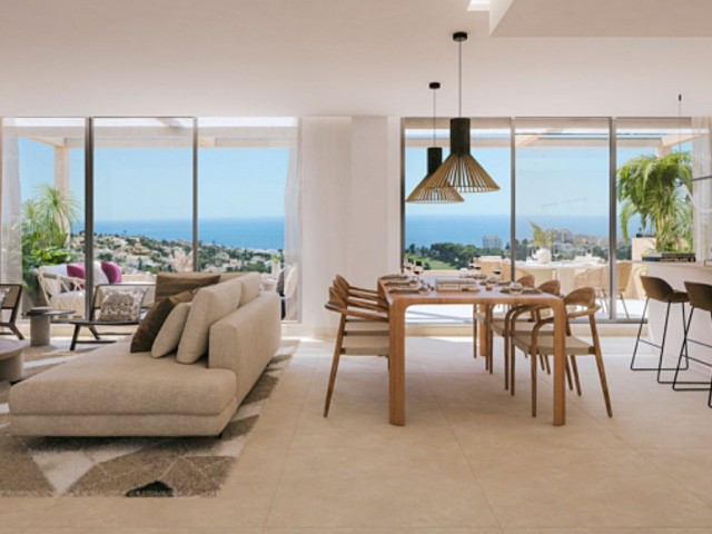 2 Bedrooms Apartment in Torrequebrada