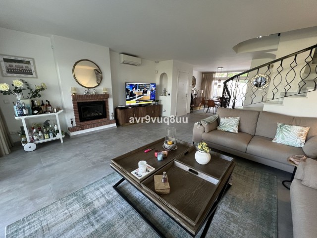 Villa con 3 Dormitorios  en Miraflores