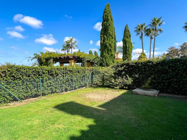 Maison mitoyenne avec 3 Chambres  à Sotogrande Alto