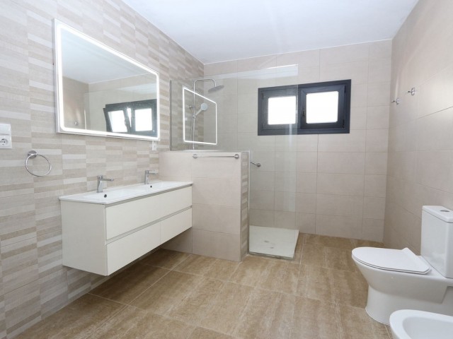 3 Schlafzimmer Villa in Riviera del Sol