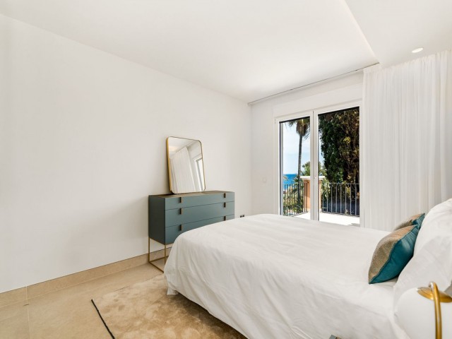 4 Slaapkamer Rijtjeshuis in New Golden Mile