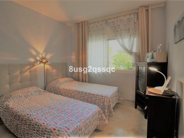 Apartamento con 2 Dormitorios  en Costalita