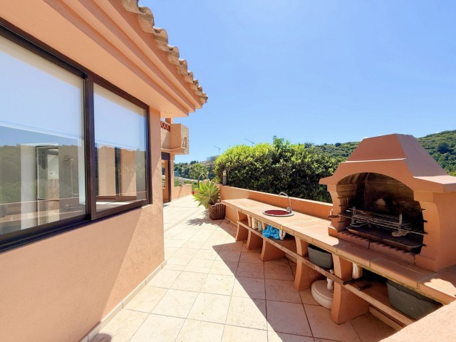 Apartamento con 4 Dormitorios  en Casares Playa