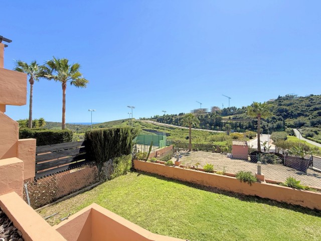 Apartamento con 4 Dormitorios  en Casares Playa