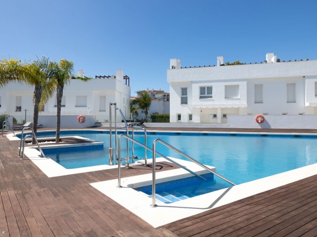 4 Bedrooms Townhouse in Calahonda
