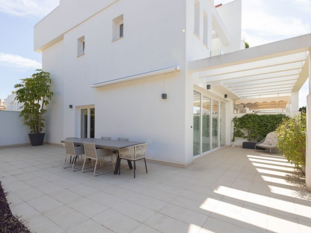4 Bedrooms Townhouse in Calahonda