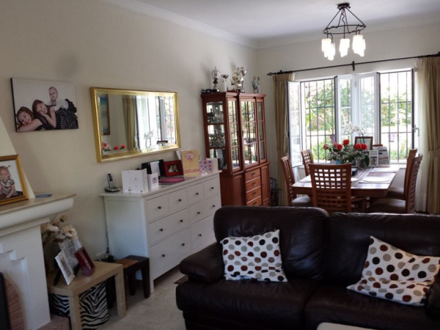 3 Slaapkamer Rijtjeshuis in Elviria