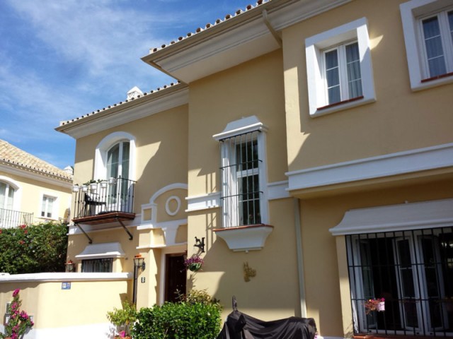 3 Slaapkamer Rijtjeshuis in Elviria