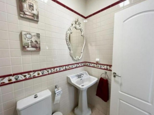 5 Sovrums Villa i San Roque