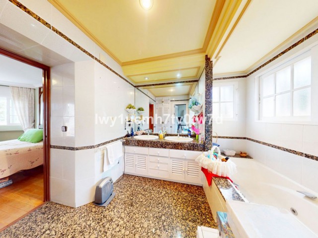 5 Slaapkamer Villa in Málaga