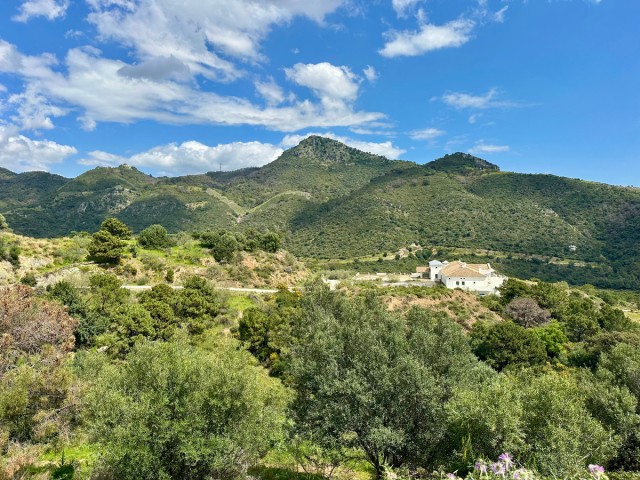 Plot, Benahavis, R5007472