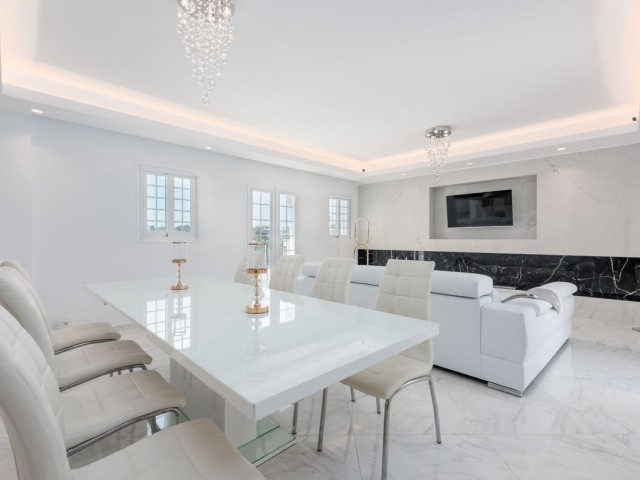 3 Bedrooms Townhouse in Nueva Andalucía