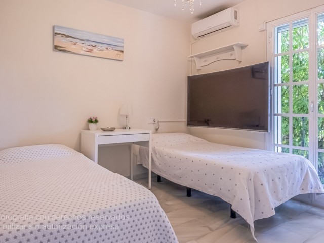 3 Bedrooms Townhouse in New Golden Mile