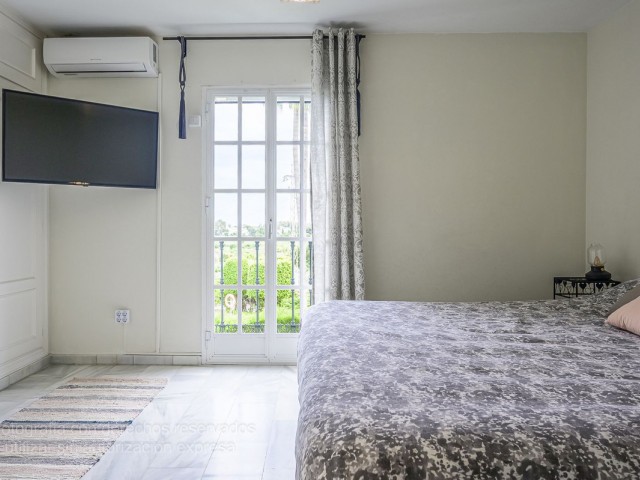 3 Bedrooms Townhouse in New Golden Mile