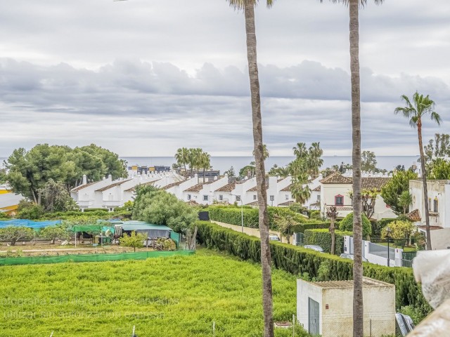 3 Bedrooms Townhouse in New Golden Mile