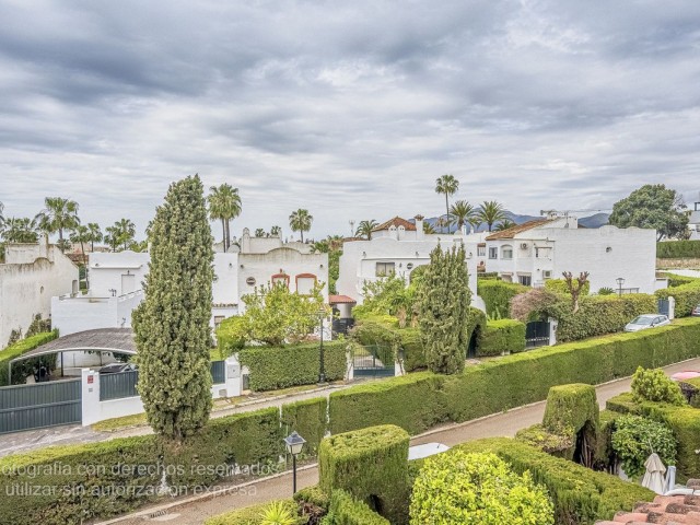 3 Bedrooms Townhouse in New Golden Mile