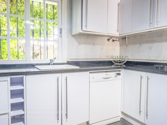 3 Bedrooms Townhouse in New Golden Mile