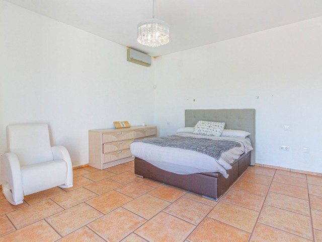 Villa avec 5 Chambres  à Sotogrande