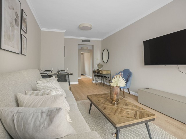 Apartment, El Paraiso, R5010223