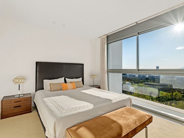 Apartamento con 4 Dormitorios  en Santa Clara