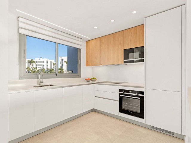 Apartamento con 4 Dormitorios  en Santa Clara