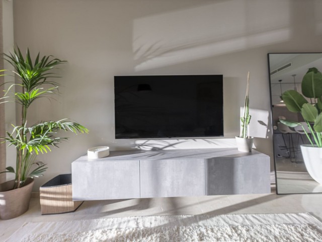 2 Bedrooms Apartment in Elviria