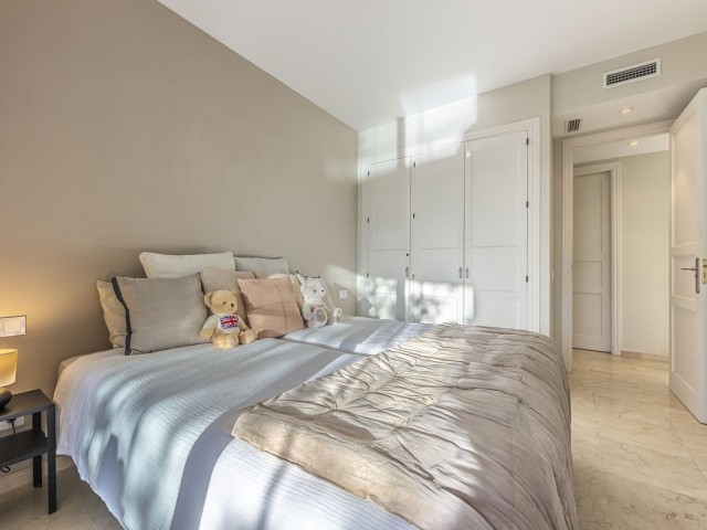 2 Bedrooms Apartment in Elviria