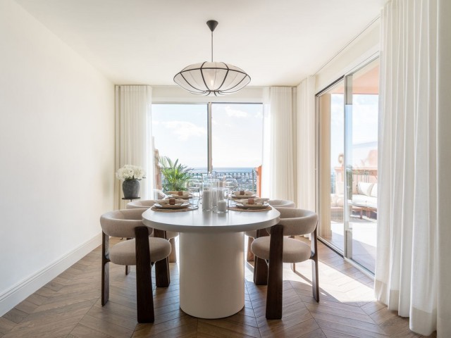 Maison mitoyenne avec 4 Chambres  à Monte Halcones