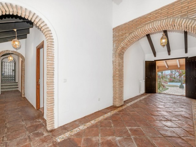 6 Sovrums Villa i Manilva